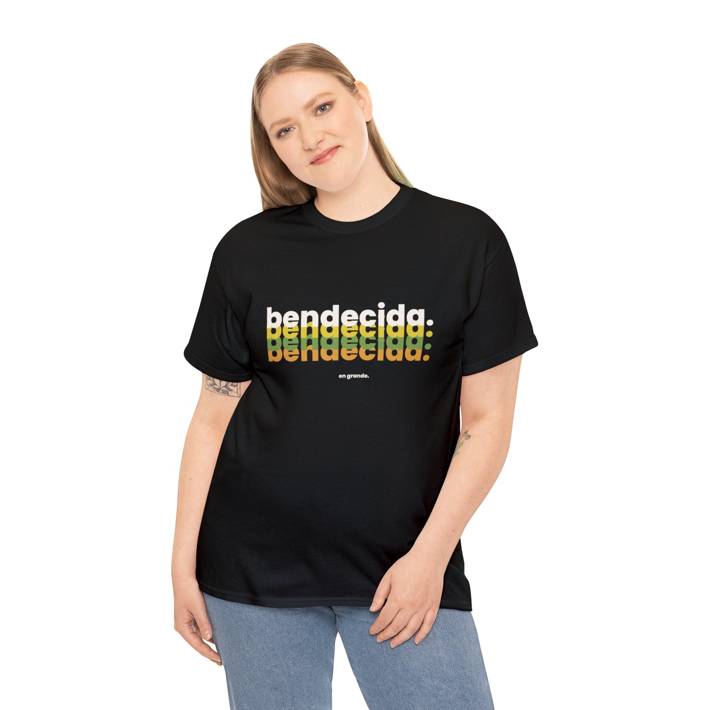 Bendecida En Grande Graphic Tshirt Unisex Heavy Cotton Tee