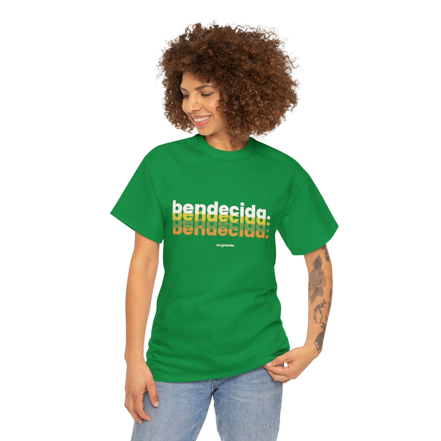 Bendecida En Grande Graphic Tshirt Unisex Heavy Cotton Tee