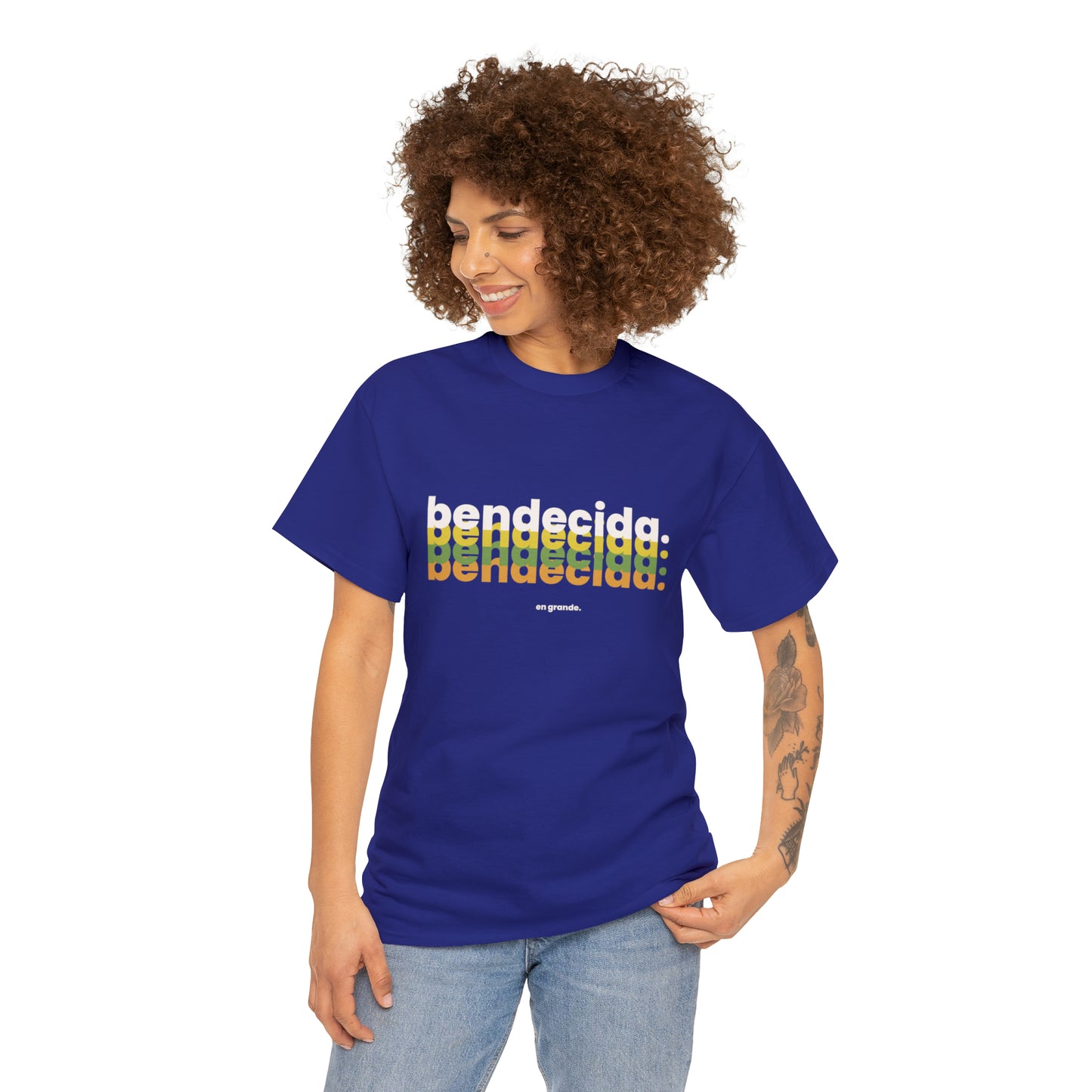 Bendecida En Grande Graphic Tshirt Unisex Heavy Cotton Tee